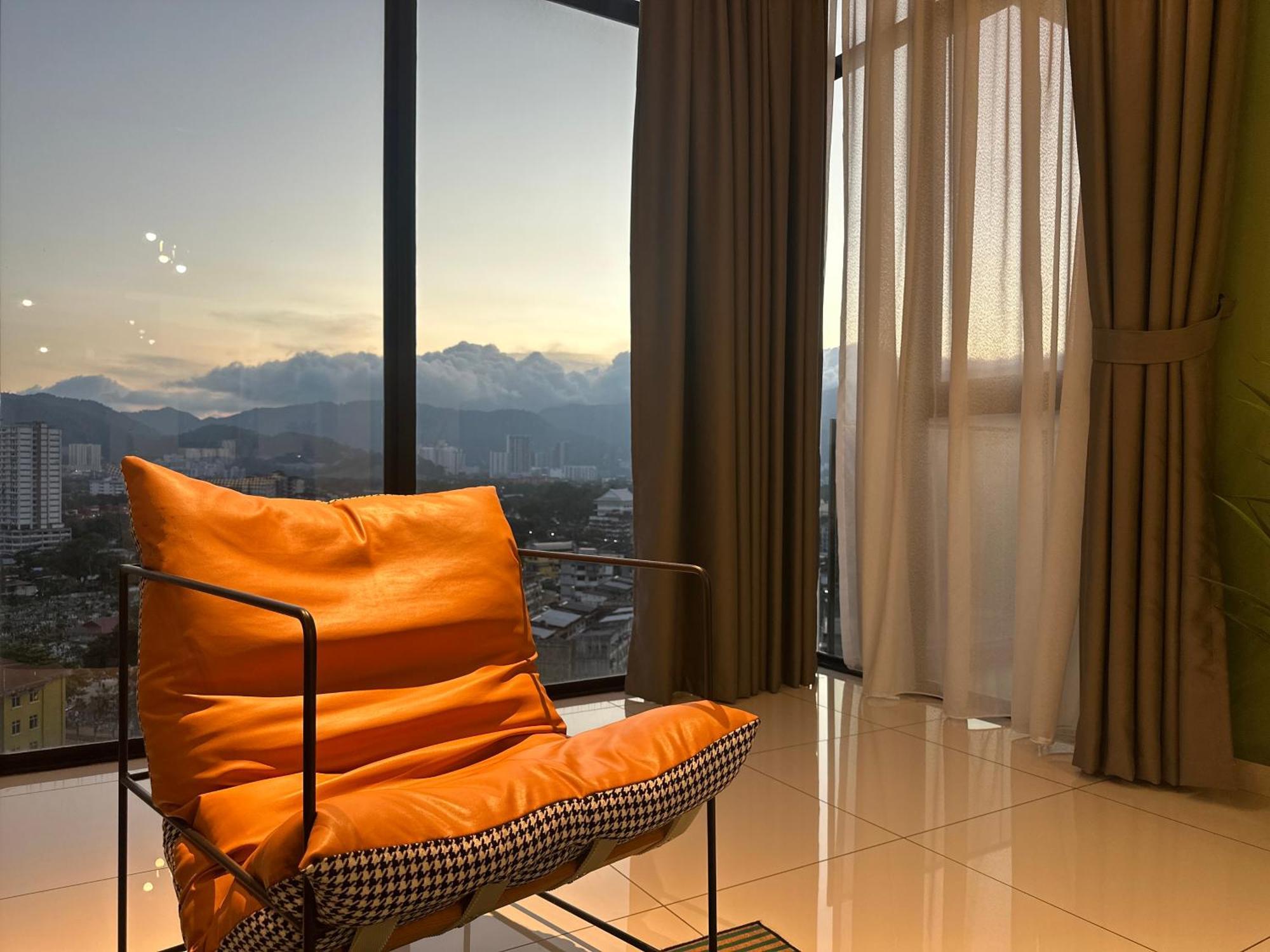 New 2Br Georgetown Warm And Lovely Homestay 10Pax-无敌美景两房民宿 Beacon Executive Suite Exterior foto